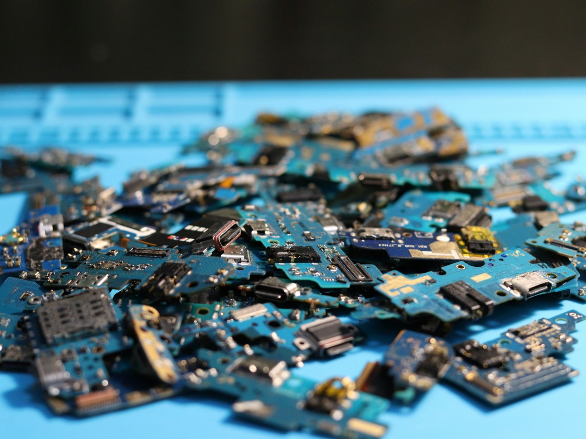 Extraire des e-déchets le plus de services avec le moins d&rsquo;impacts…